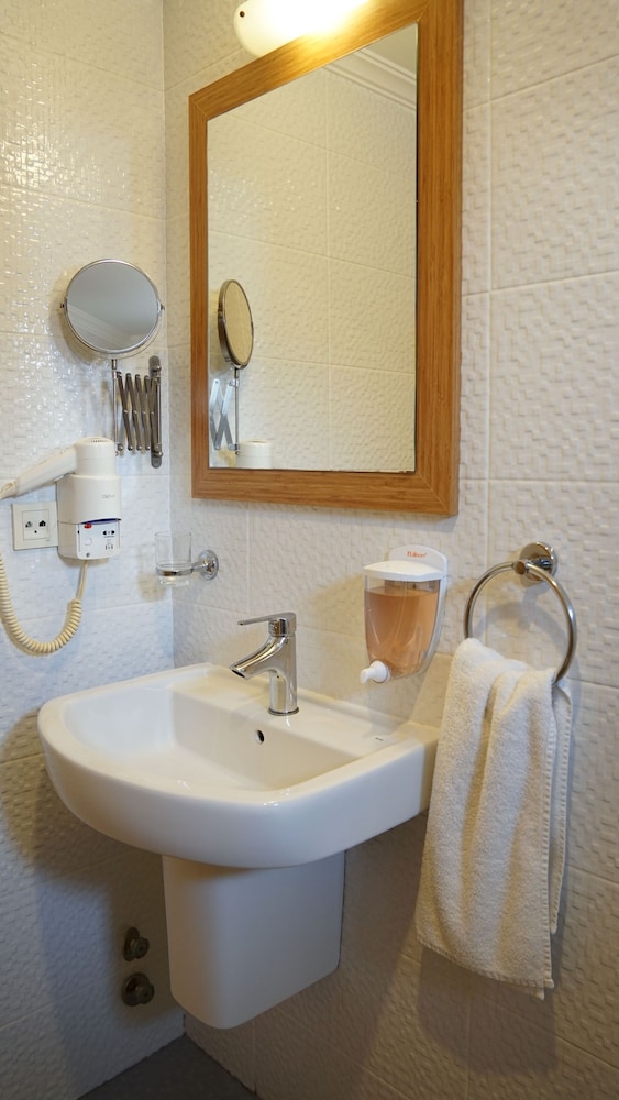 Sirius Mi Hotel 49/50