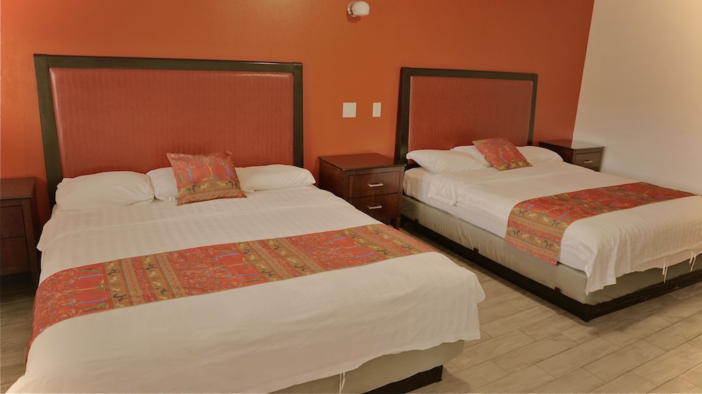 Norwalk inn & suites 11/39