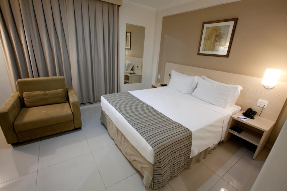 Oitis Hotel 28/63