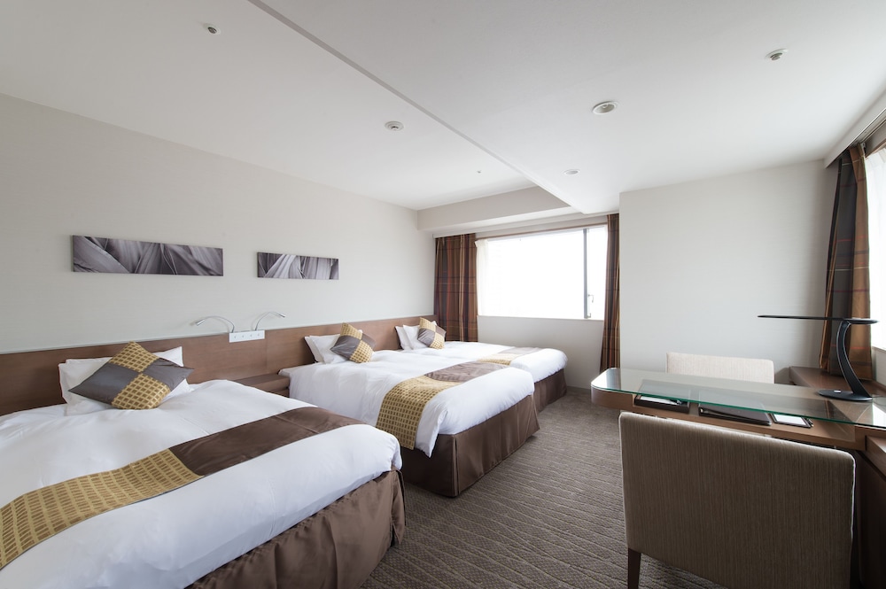 Hotel Keihan Kyobashi Grande 22/68
