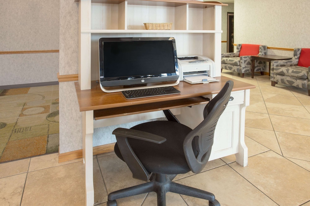Best Western University Inn 37/39