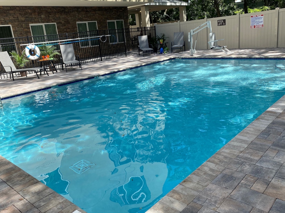 Candlewood Suites Safety Harbor 1/56