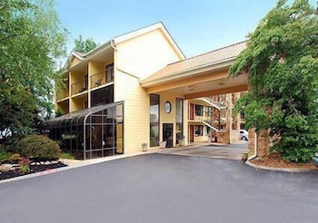 Quality Inn & Suites Sevierville - Pigeon Forge 7/34
