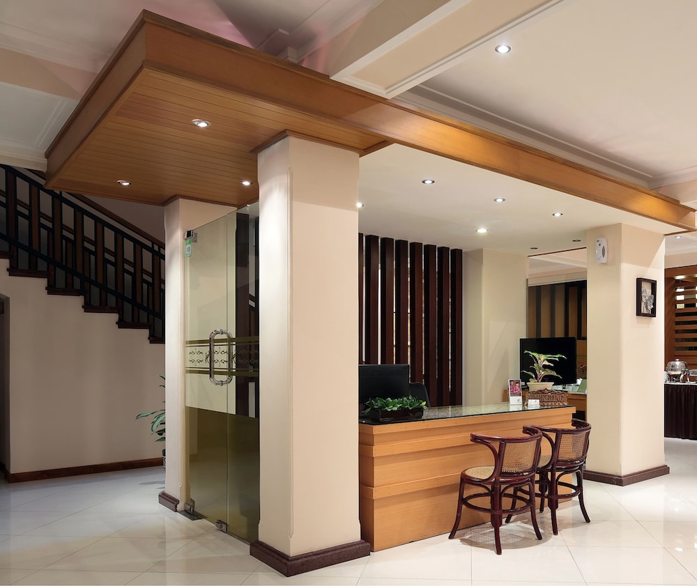 Kertanegara Premium Guest House 18/49