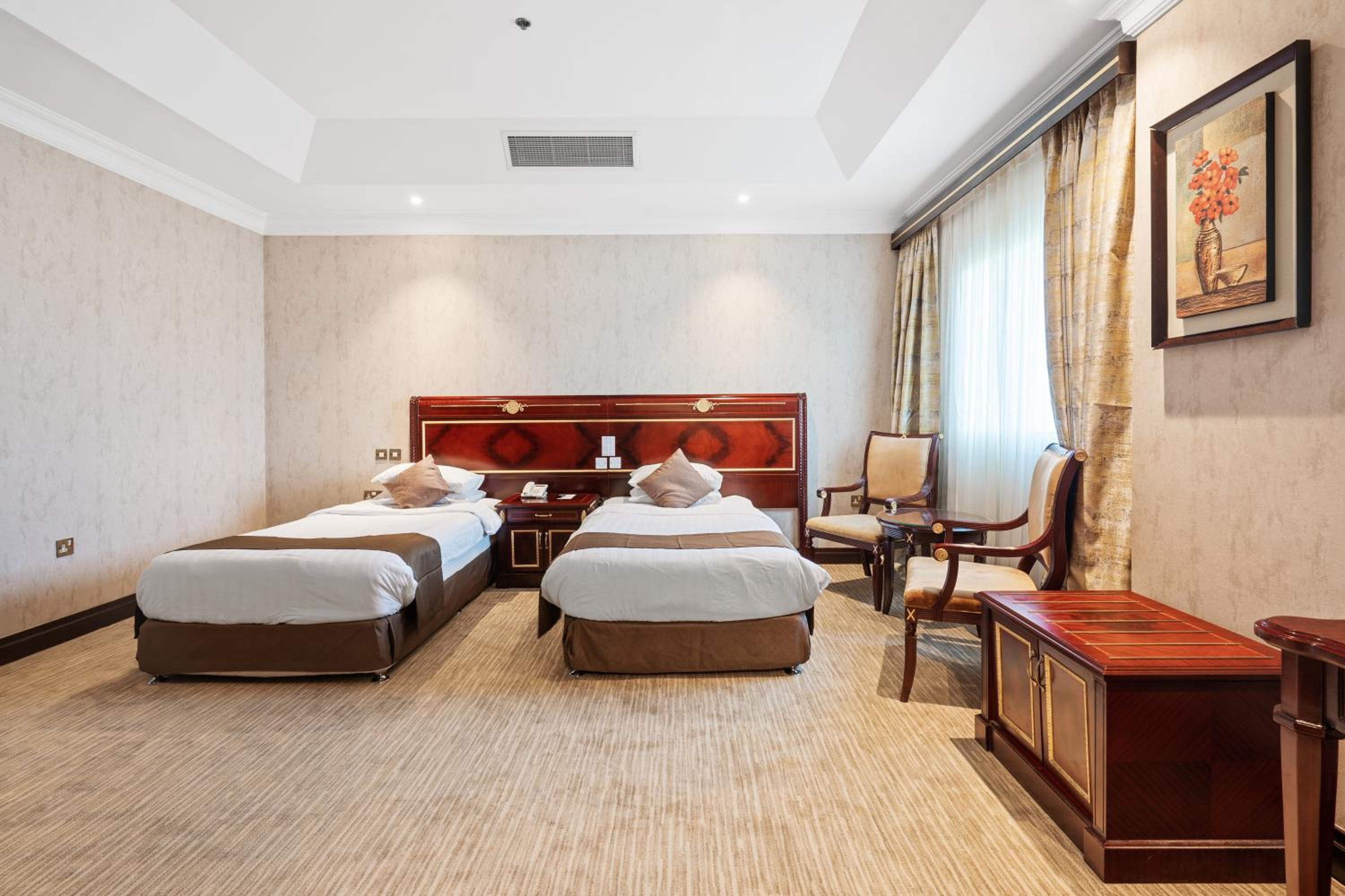 Chairmen Hotel 13/50