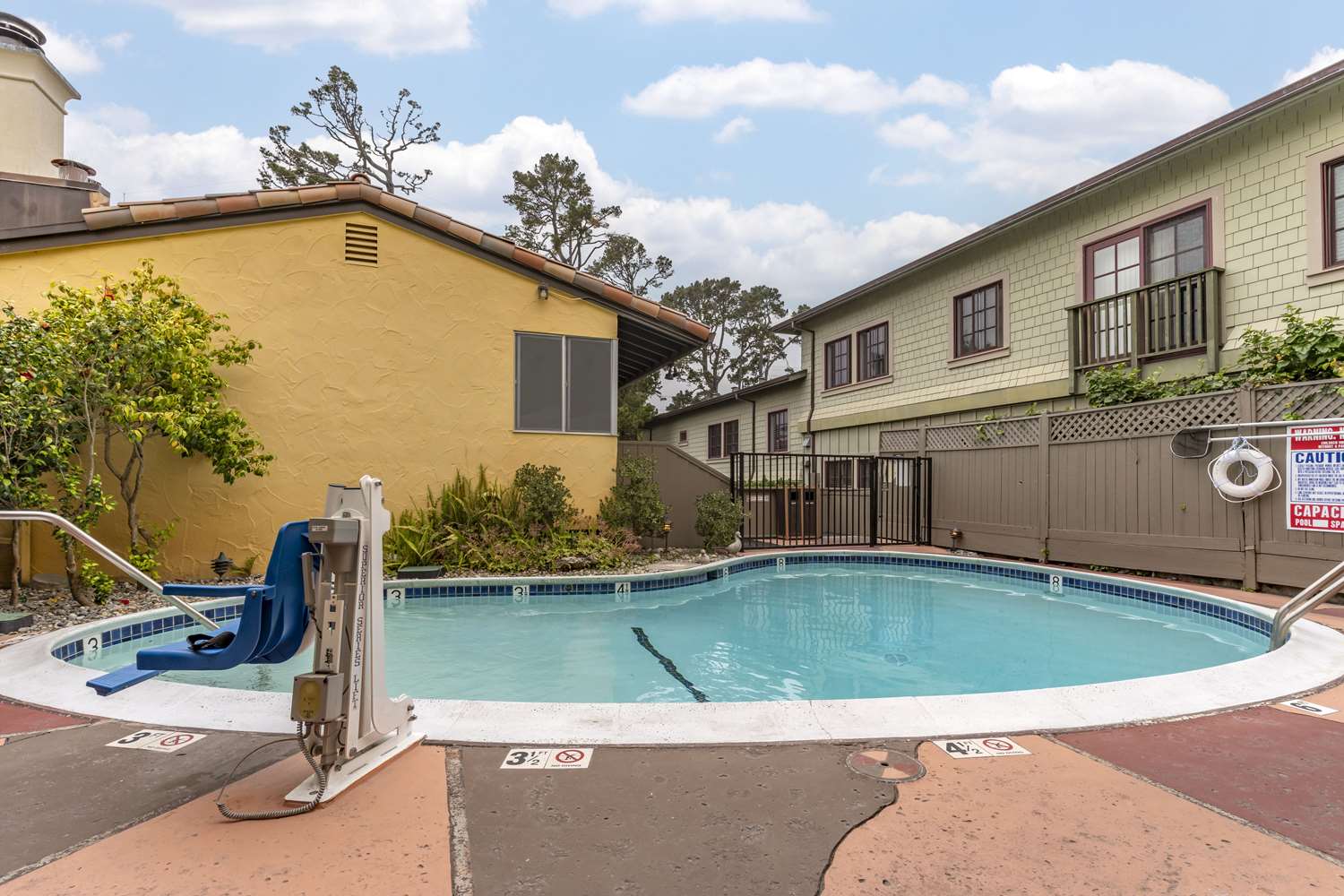 Best Western Carmel S Town House Lodge 39/40