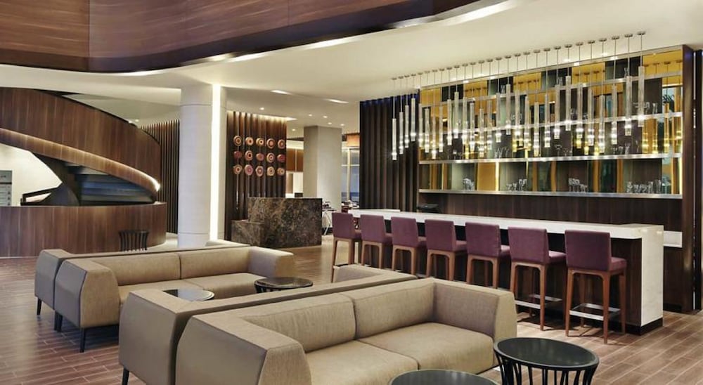 Mercure Karawang 47/66