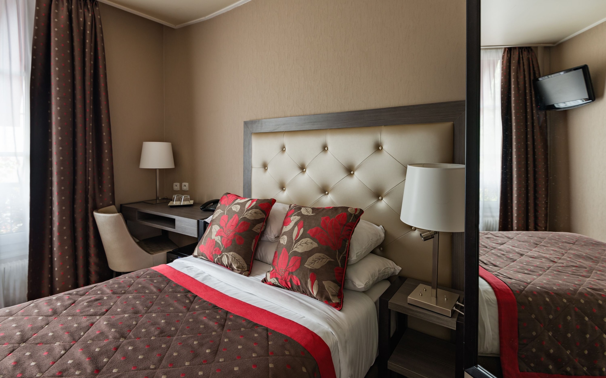 غرفة مفردة بسرير فردي، Hotel Eiffel Kennedy 7/19