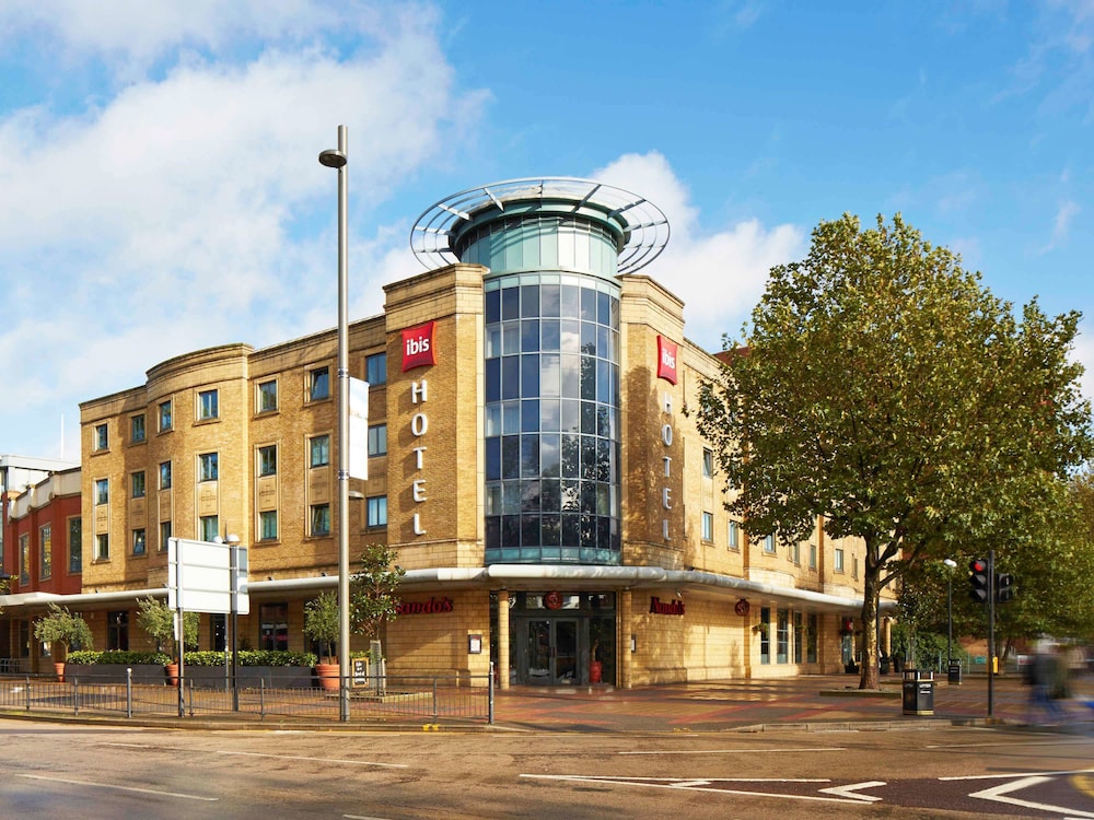 Ibis London Stratford 2/47