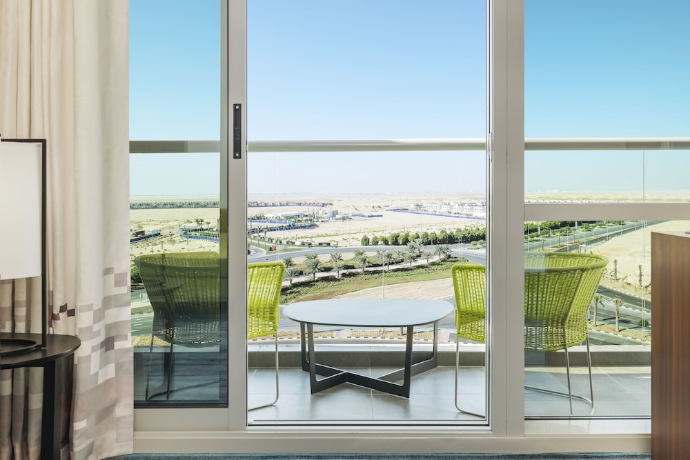 Aloft Dubai South 17/38
