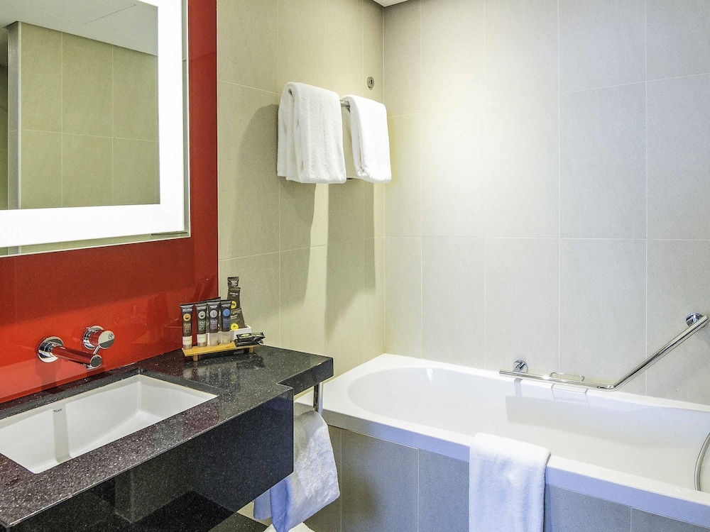 Novotel World Trade Centre Dubai 70/70
