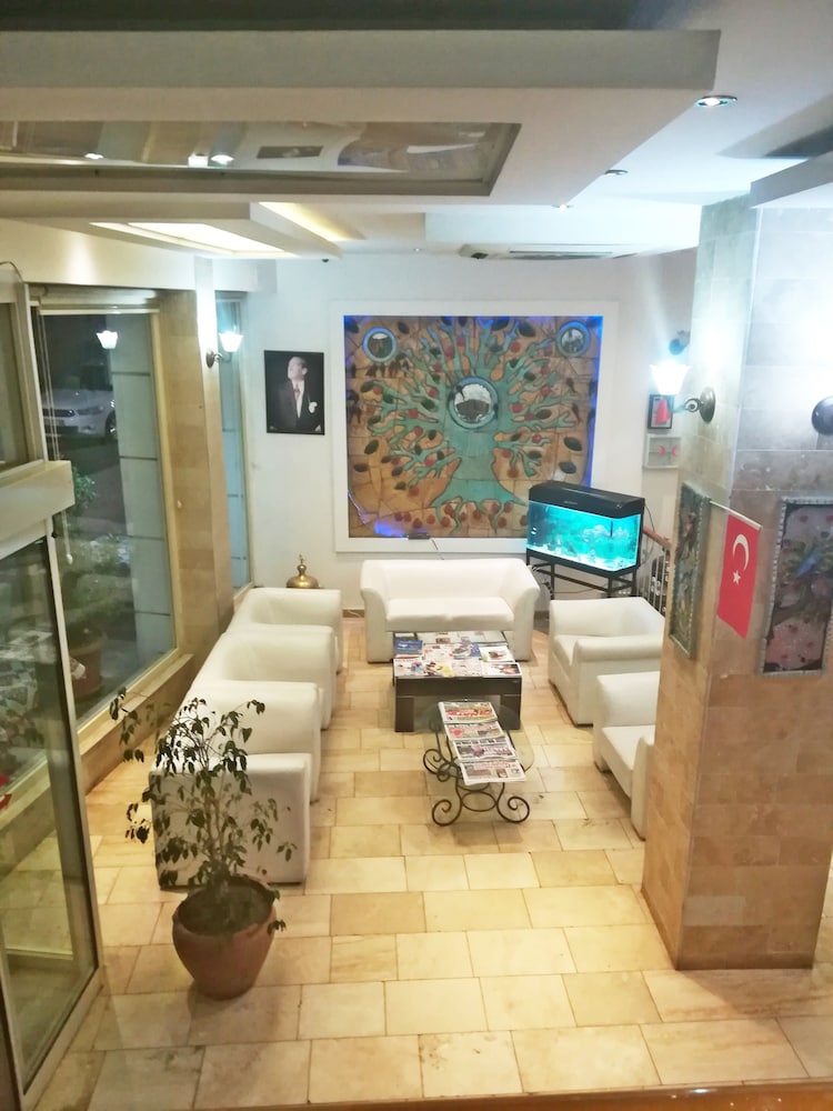 UTKUBEY HOTEL 29/47