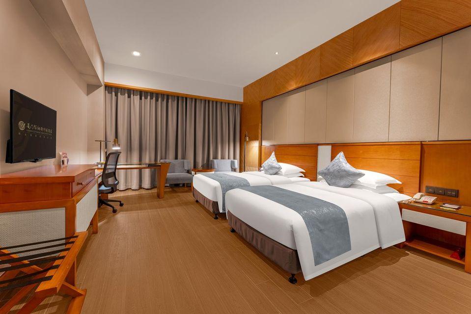 Elegant, Twin Beds