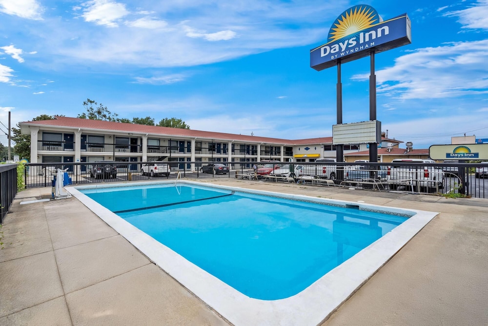 Days Inn By Wyndham Jacksonville Nc 48/68