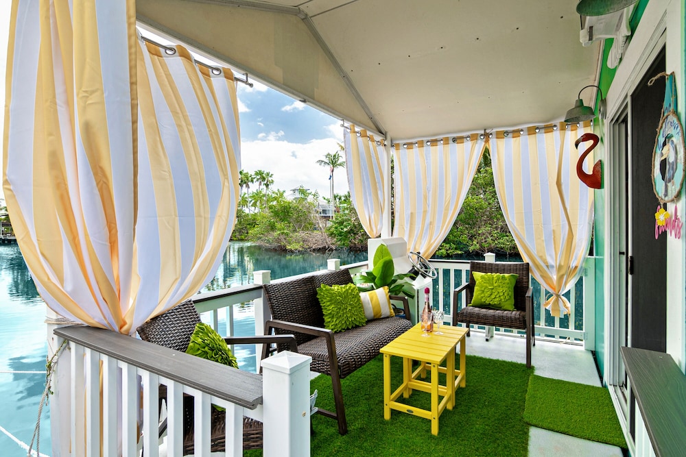 Latitude 26 Waterfront Resort & Marina 46/66