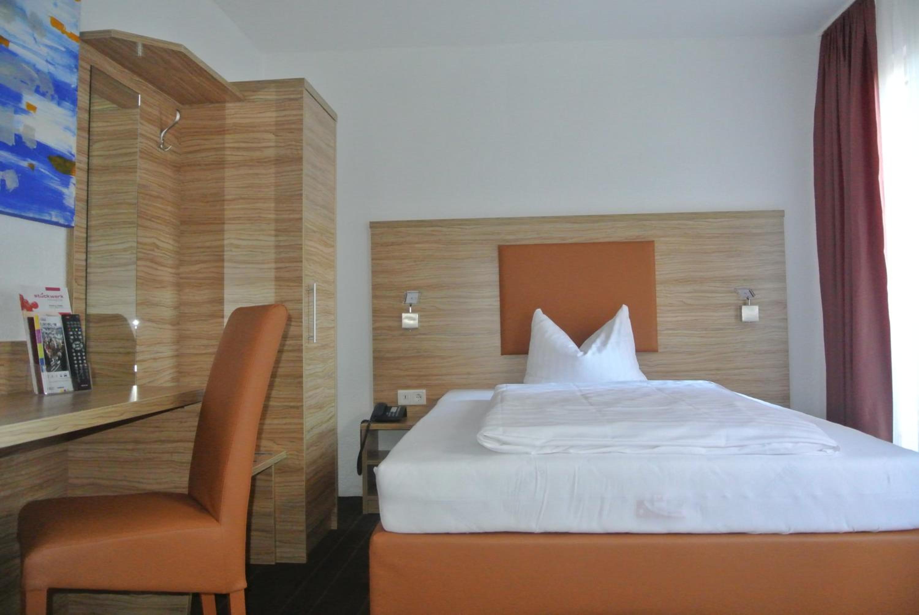Hotel Art Ambiente 24/47