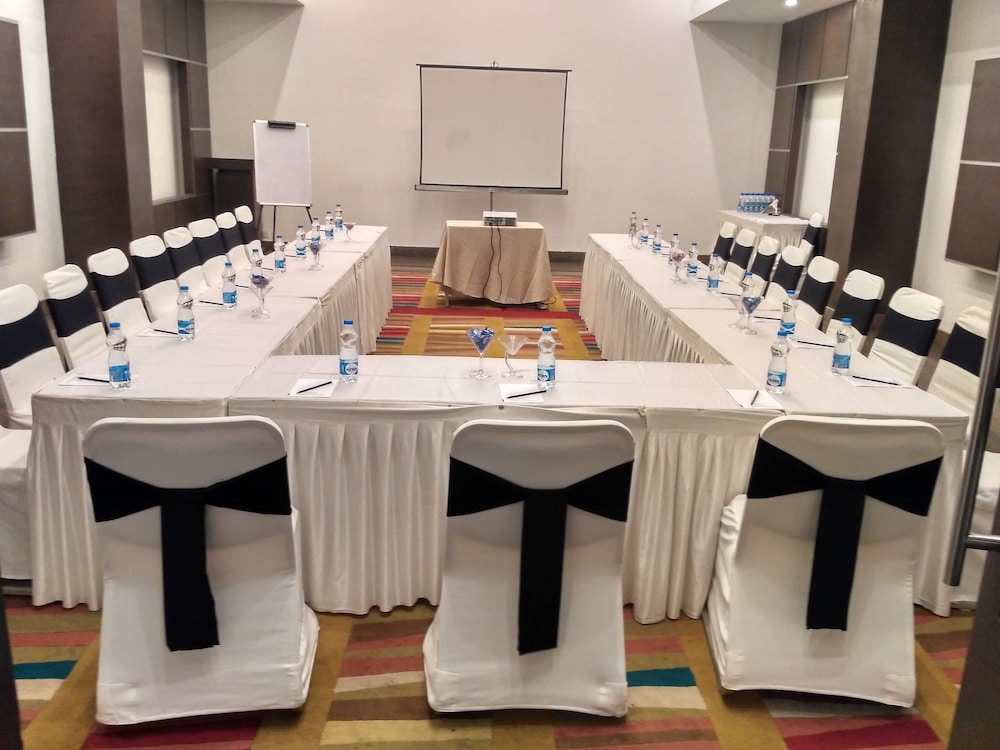 Trinity Hotel Bengaluru 70/78