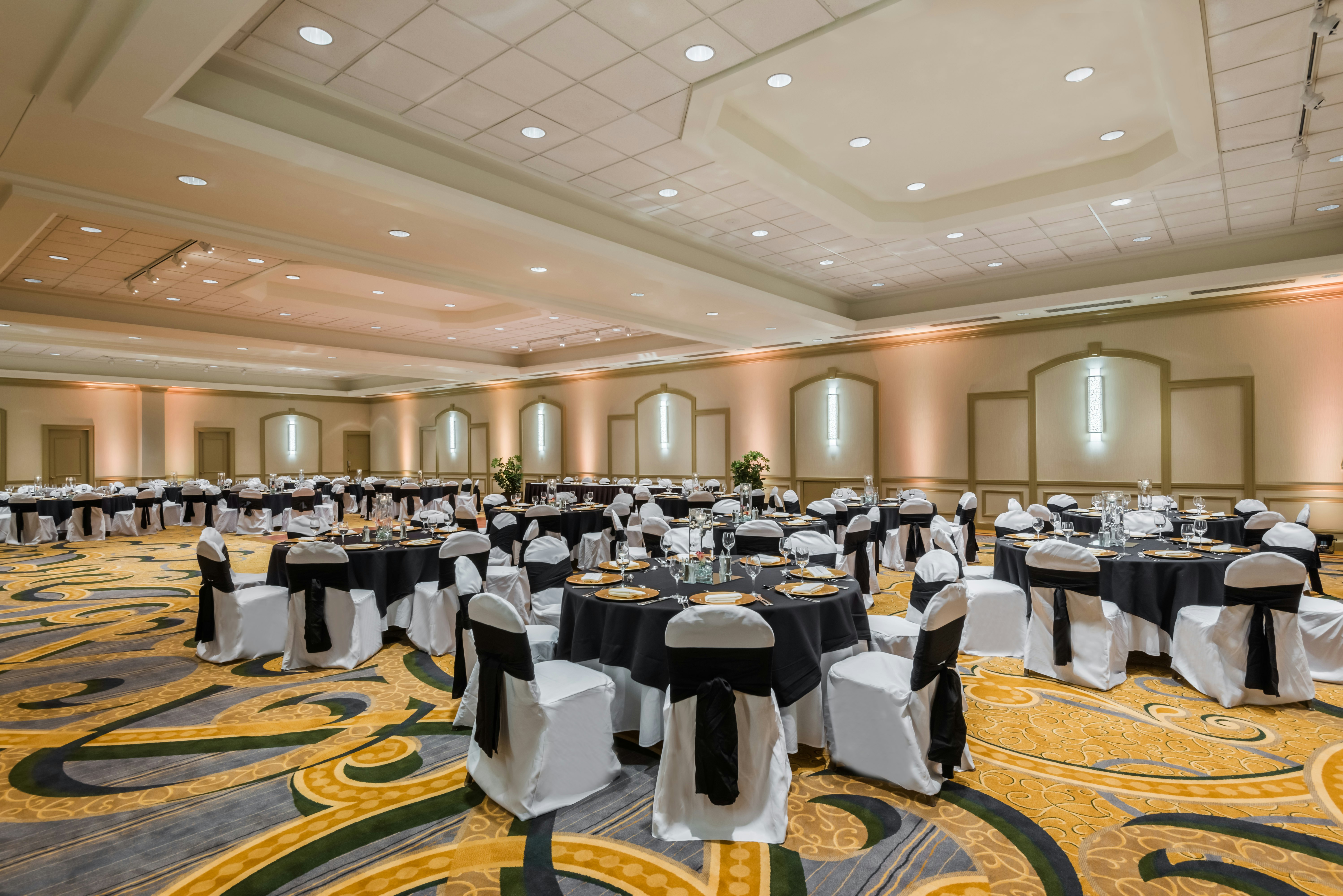 Hilton Indianapolis Hotel & Suites 34/45