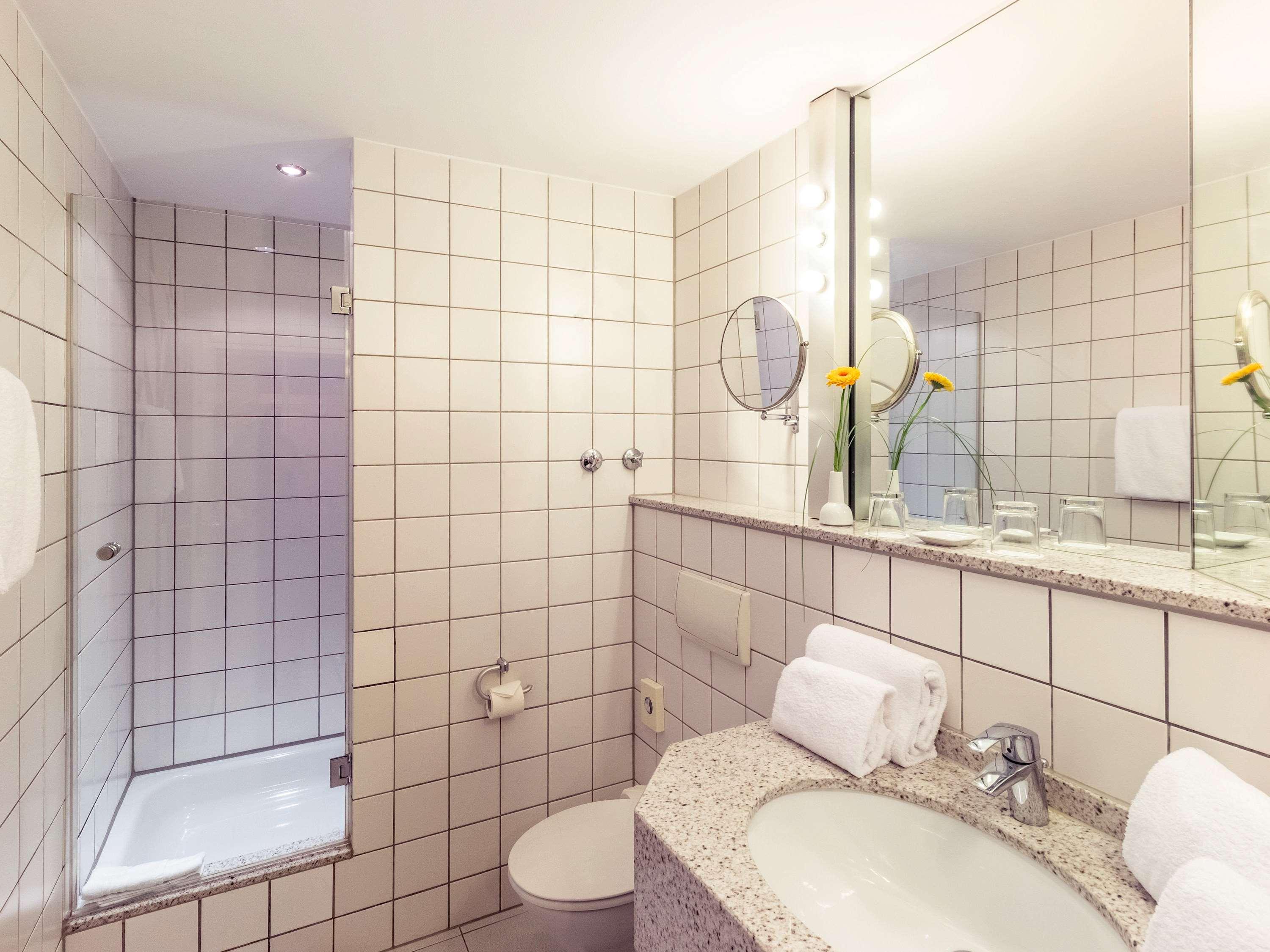Premium, Queen Bed, Mercure Hotel Koeln City Friesenstrasse 4/4