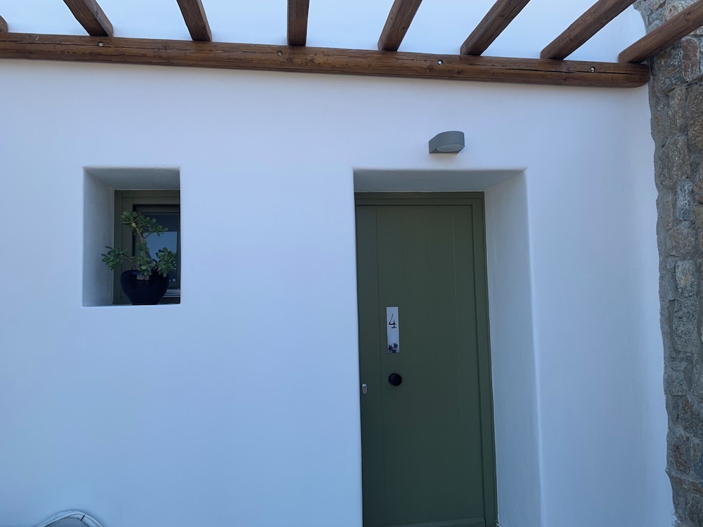 Alirene Mykonos 1/50