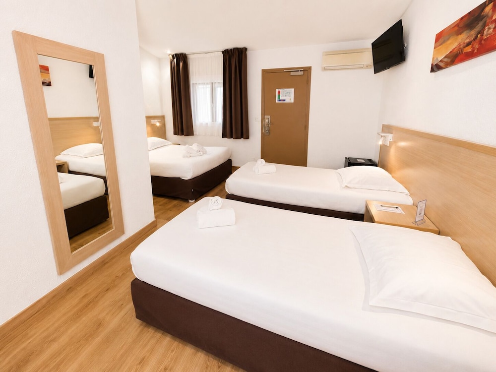 Hotel Holzer li 24/66