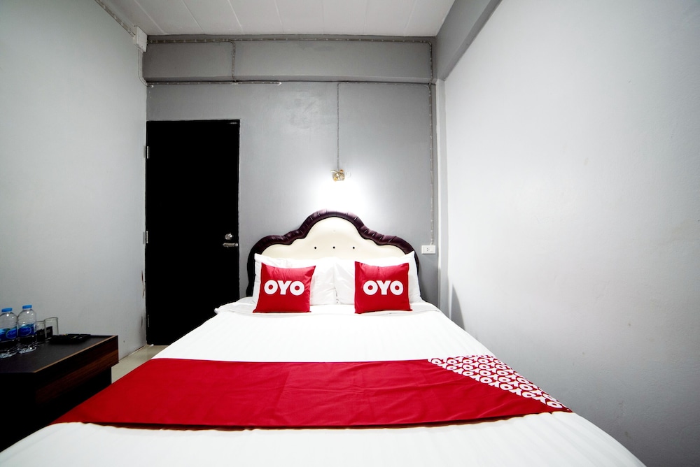 OYO 465 Krung Kao Traveller Lodge 24/37