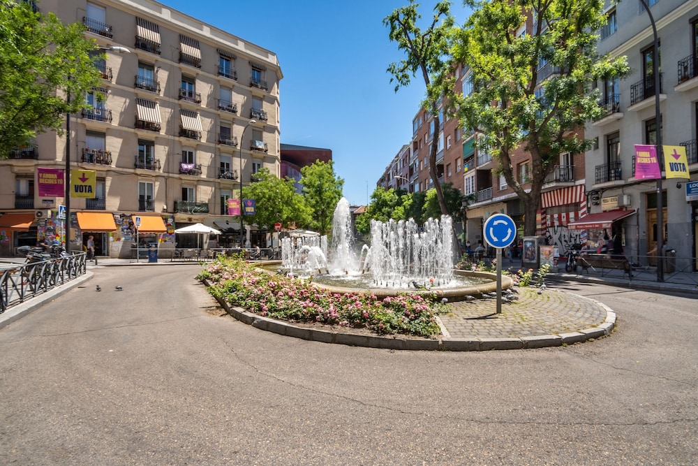 limehome Madrid Calle Ave Maria 43/50
