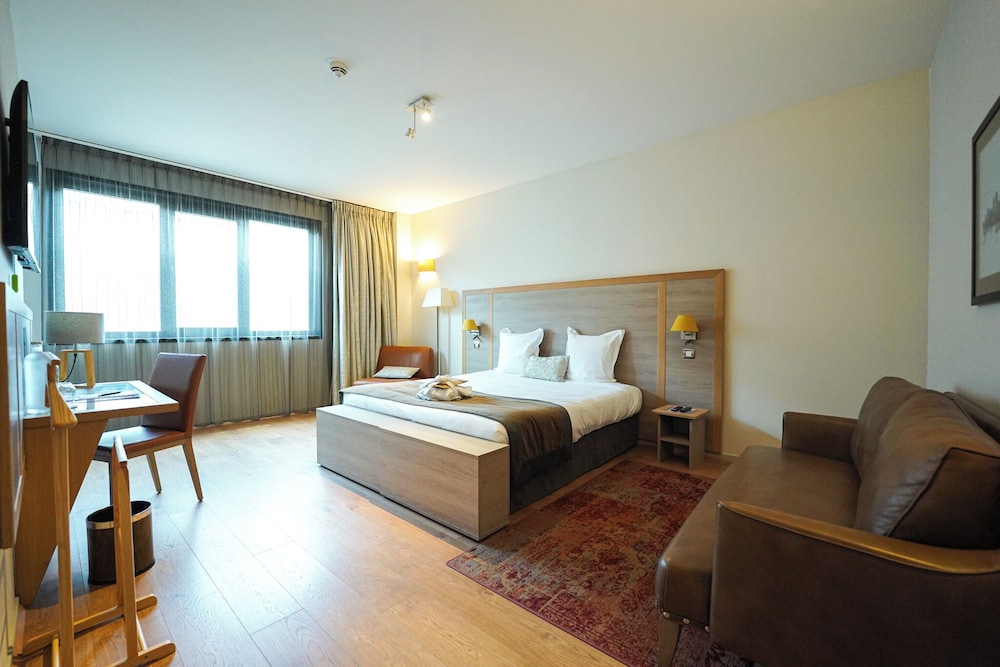 Hôtel Vatel 13/66