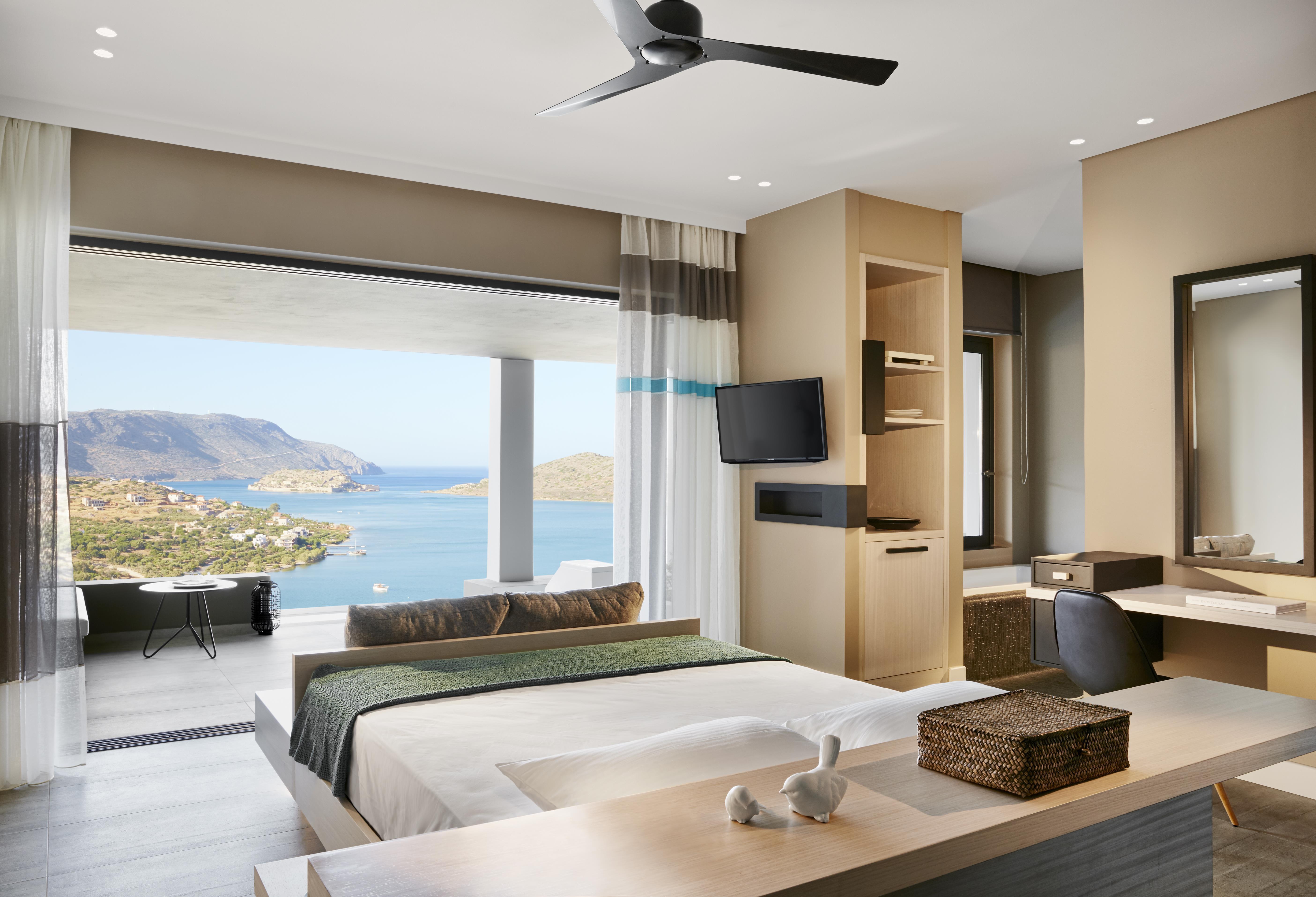 Sapphire, Zen, Suite, Queen Bed, Private Pool