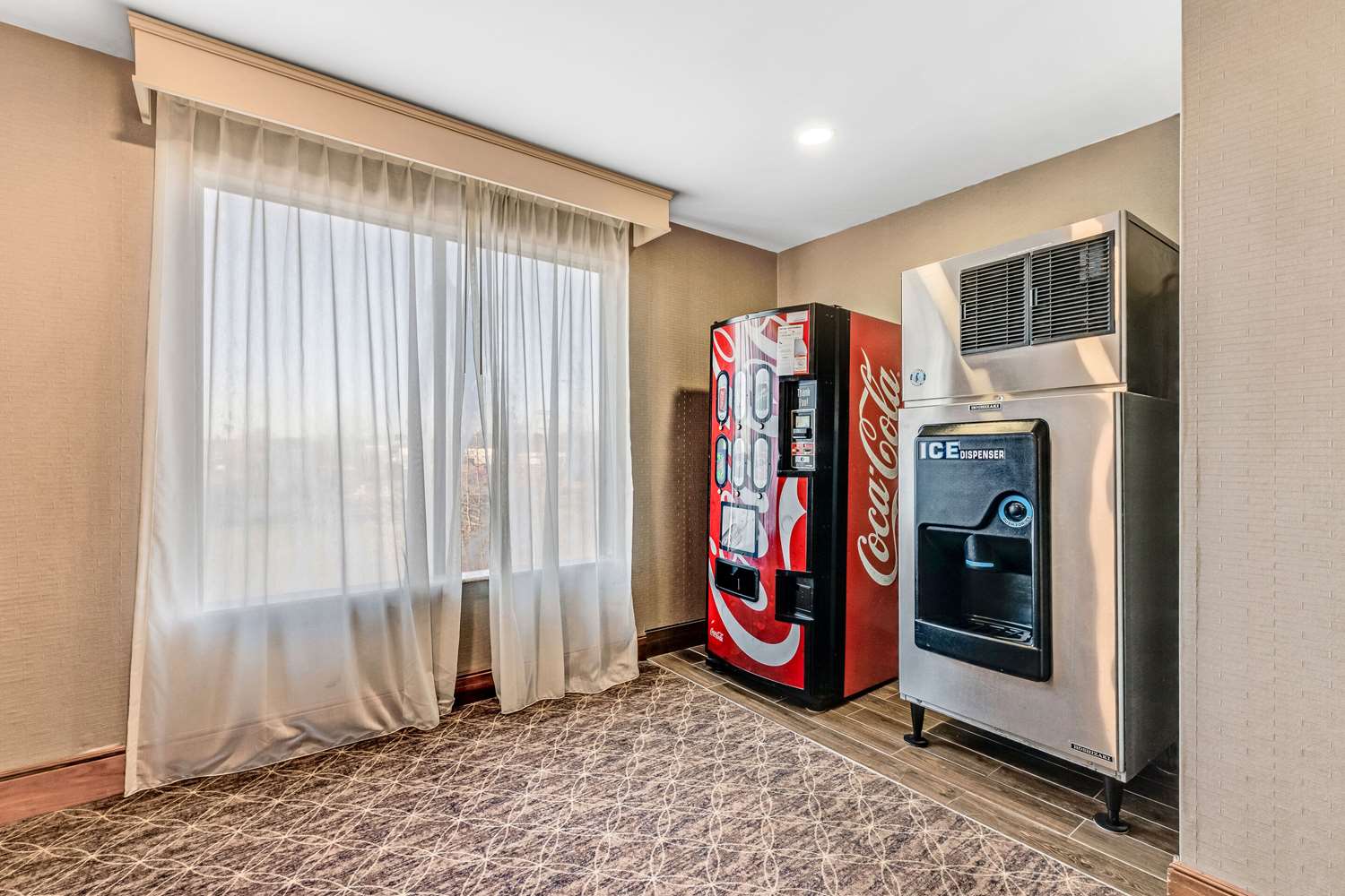 Comfort Suites Murfreesboro 17/18