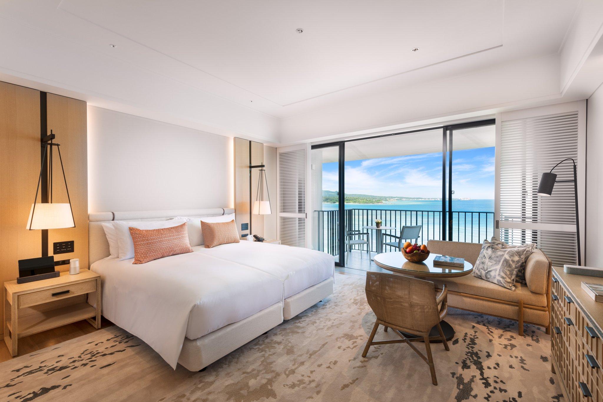 Club, Premier, Twin Beds, Ocean Front