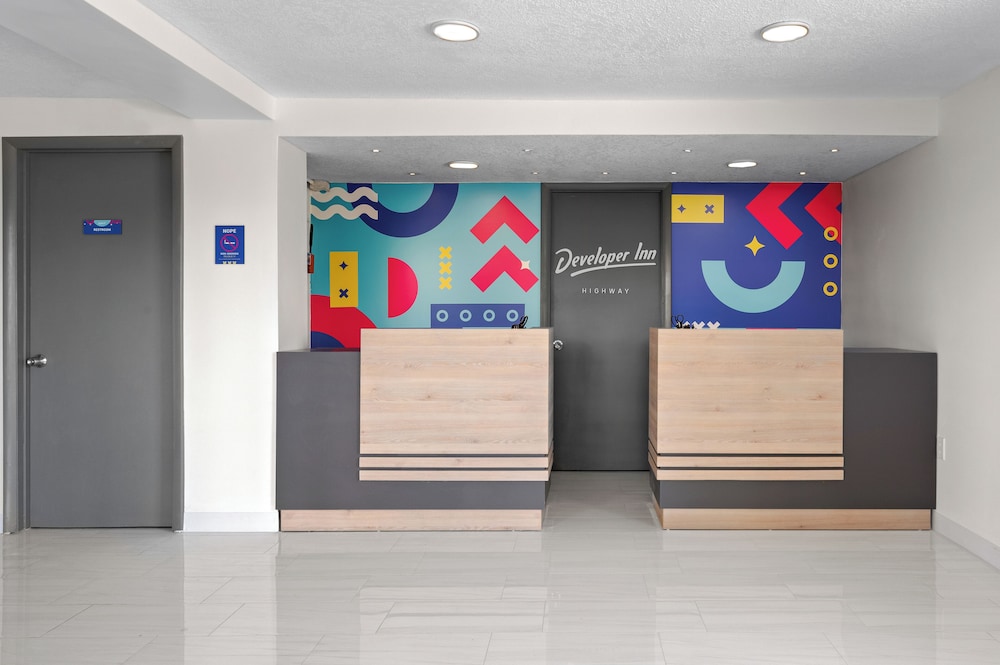 Howard Johnson by Wyndham Orlando Lake Buena Vista South 9/47