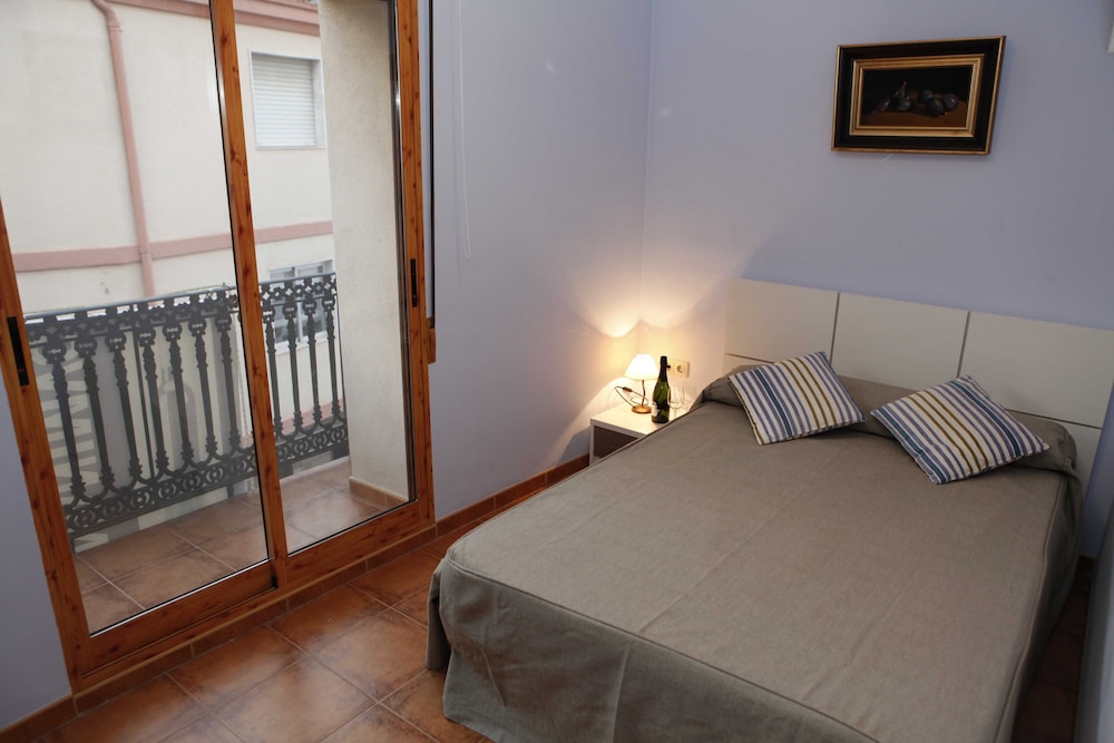 Rural Rooms Magnanimus 13/40