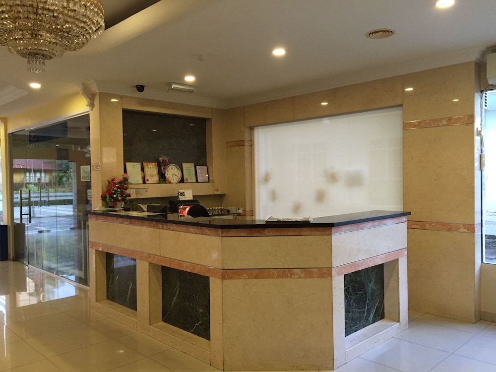Raja Inn Hotel 8/51