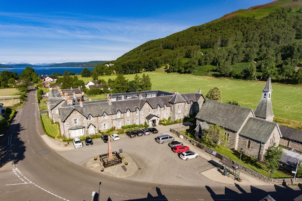 Dunalastair Hotel Suites 33/39