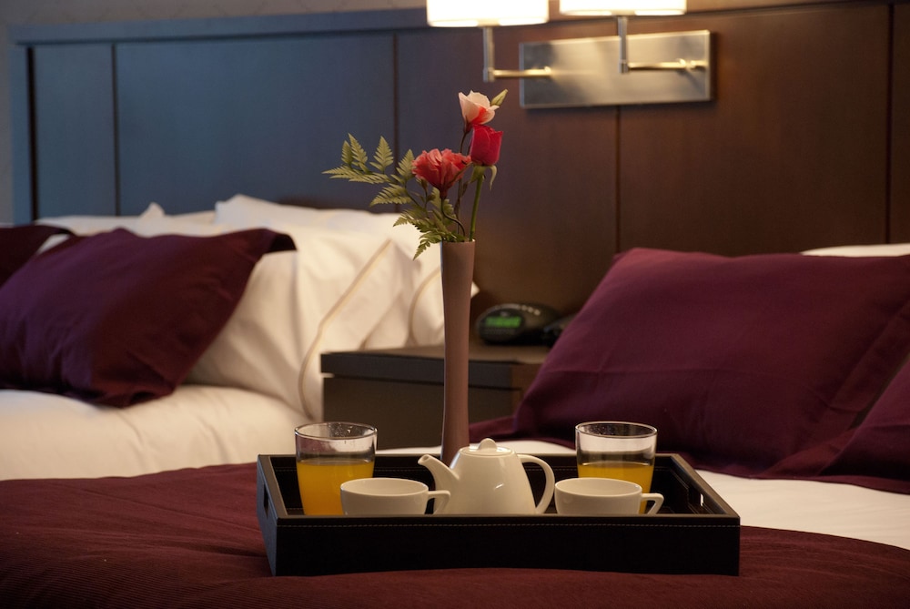 Ian Hotel (ex Howard Johnson Palermo) 31/54