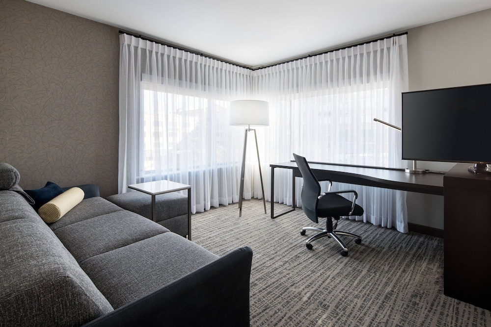 Residence Inn Boulder Canyon Boulevard 45/51