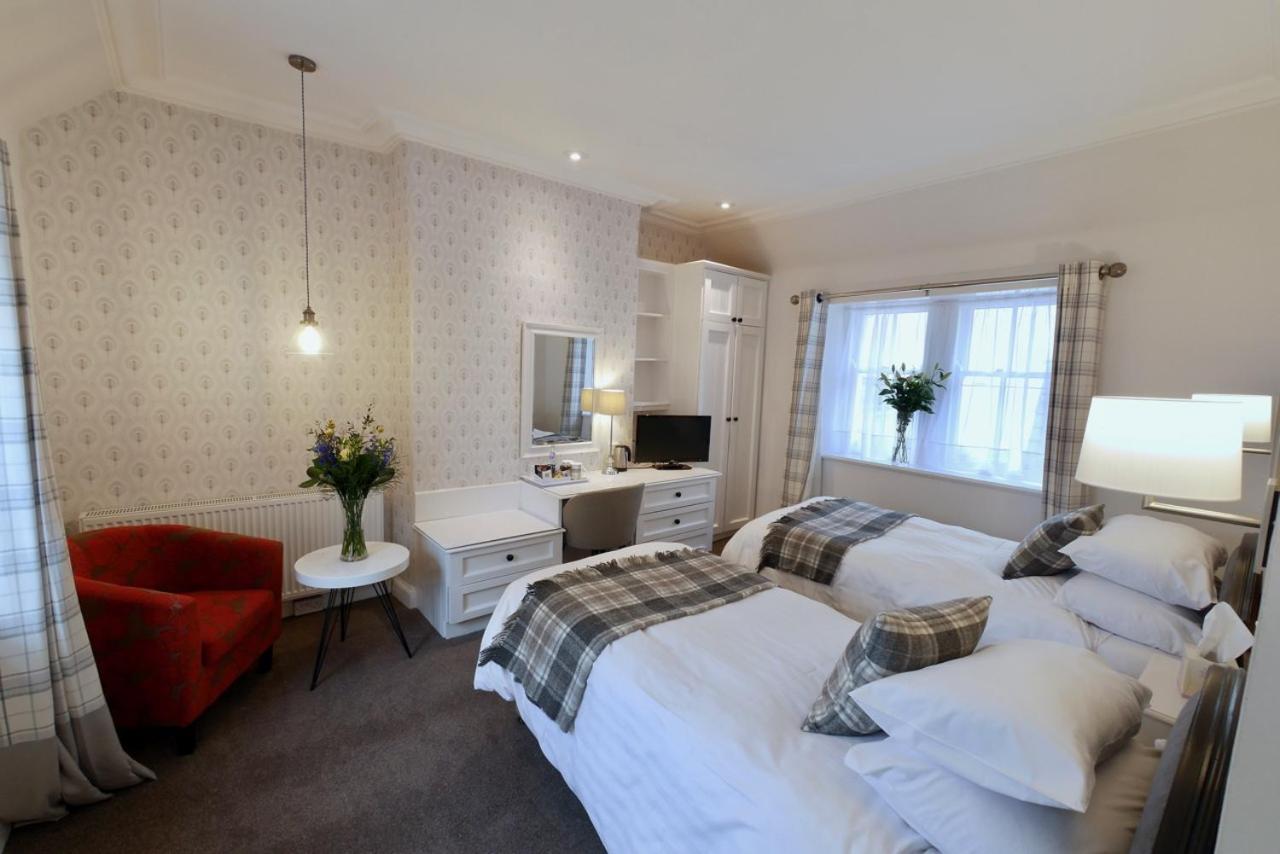 Superior, Twin Beds
