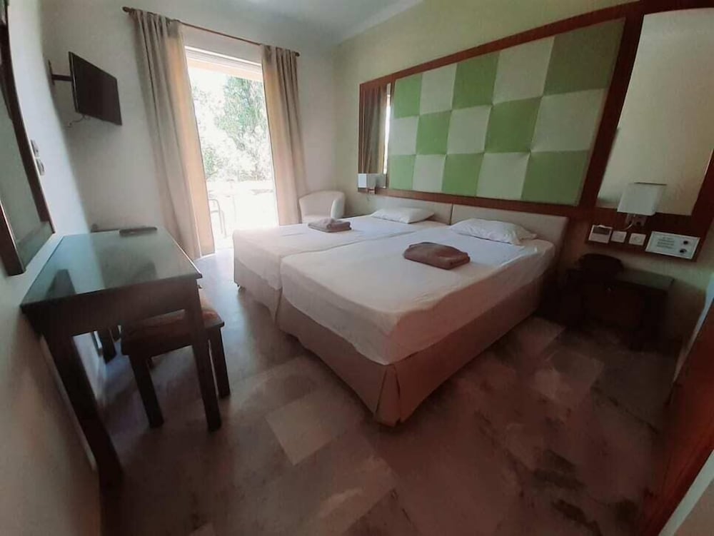 Kyriaki Hotel 35/64