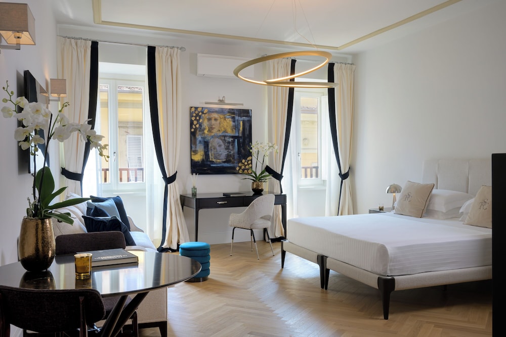 Tornabuoni Suites Collection 10/50