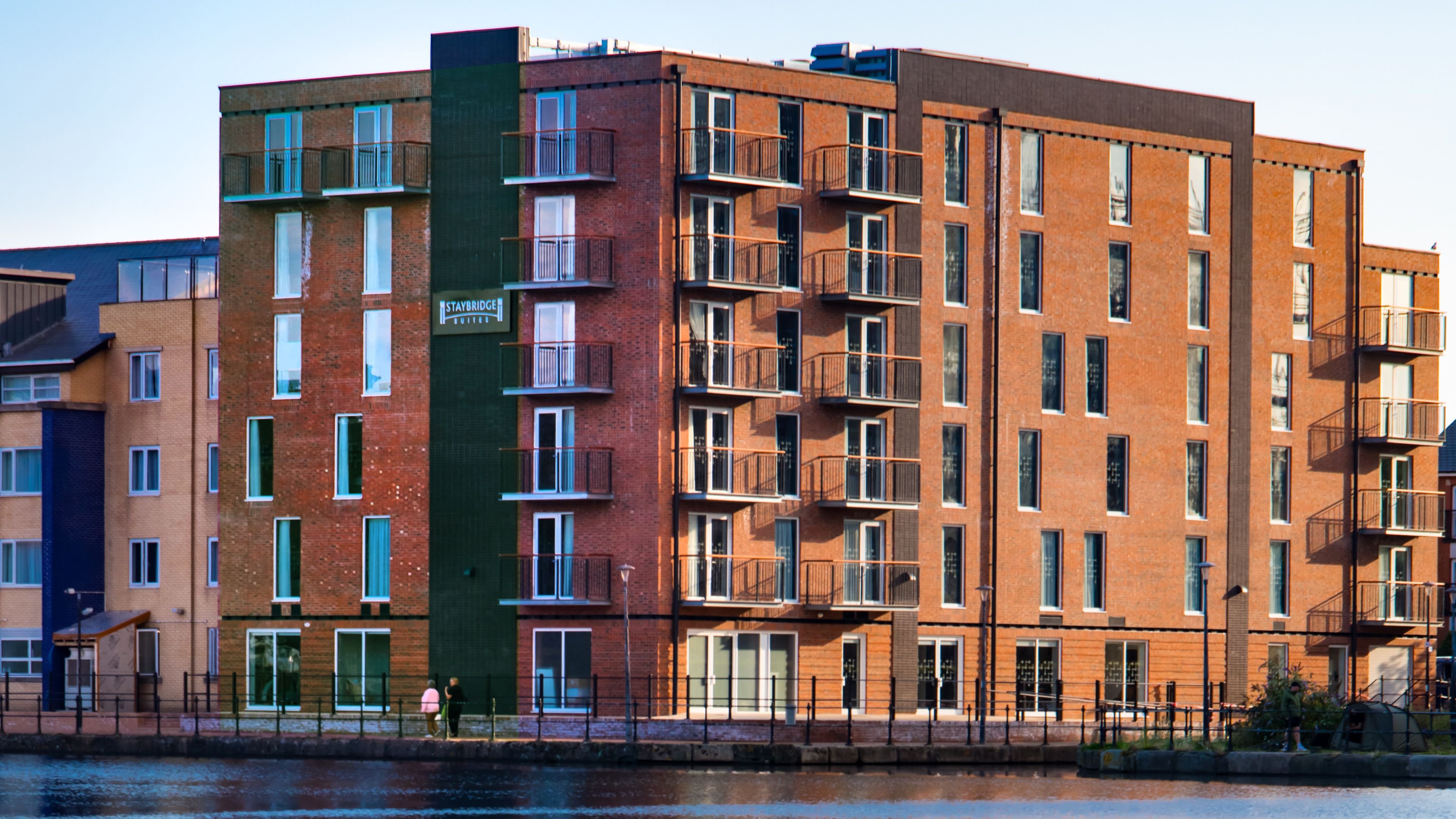 STAYBRIDGE SUITES CARDIFF 4/66