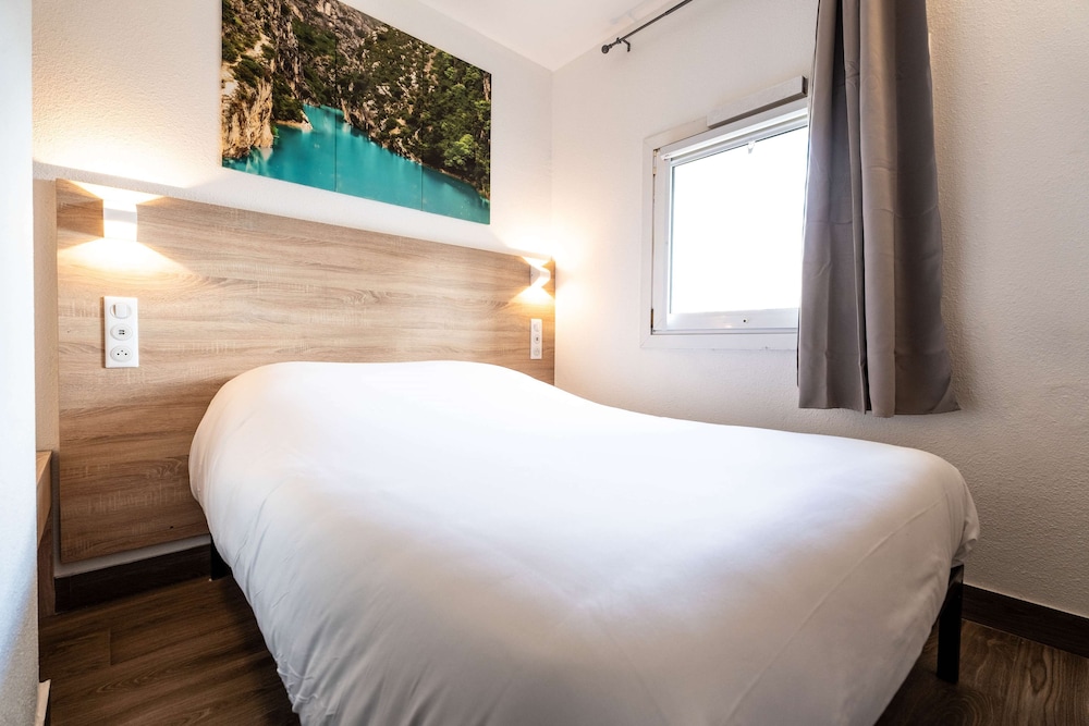 Kyriad Direct Brignoles - Provence Verte 15/27