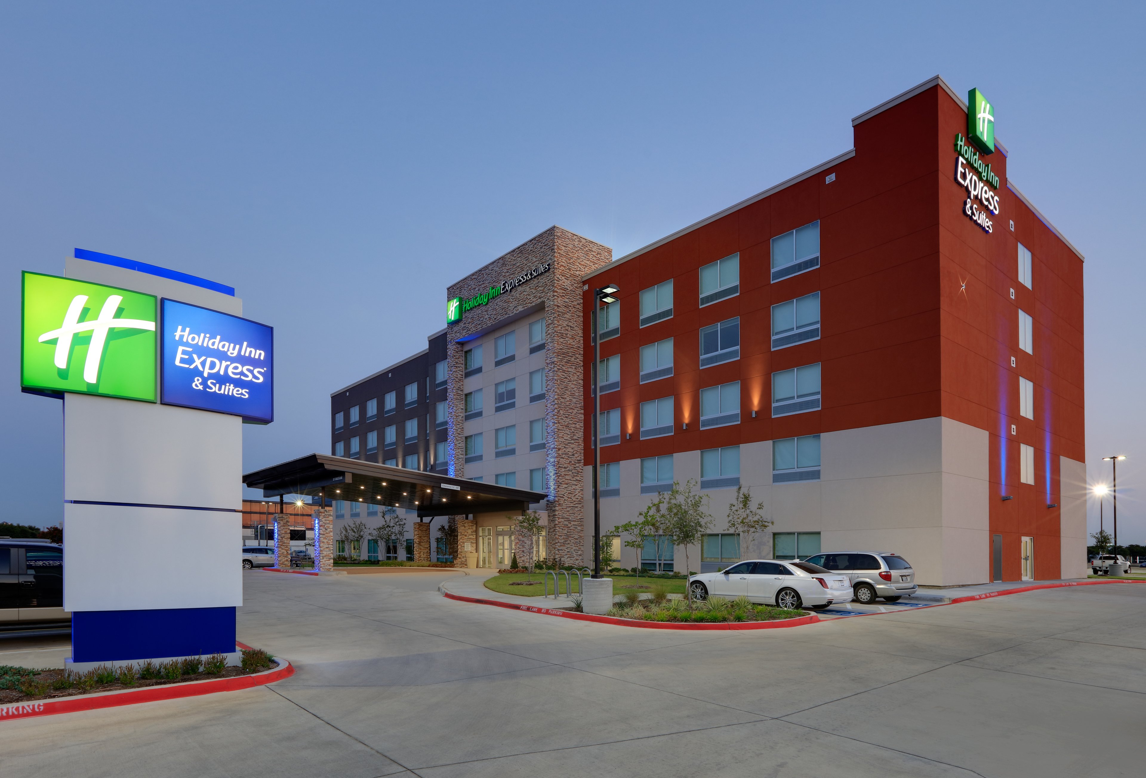 Holiday Inn Express & Suites Dallas Nw Hwy - Love Field 42/45