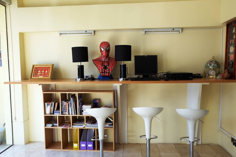 AU BON HOSTEL 49/58