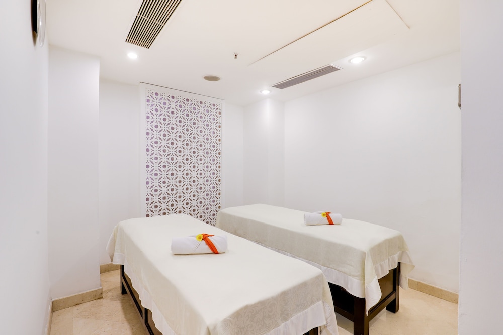 Lemon Tree Premier 1 Leisure Valley Gurugram 31/60