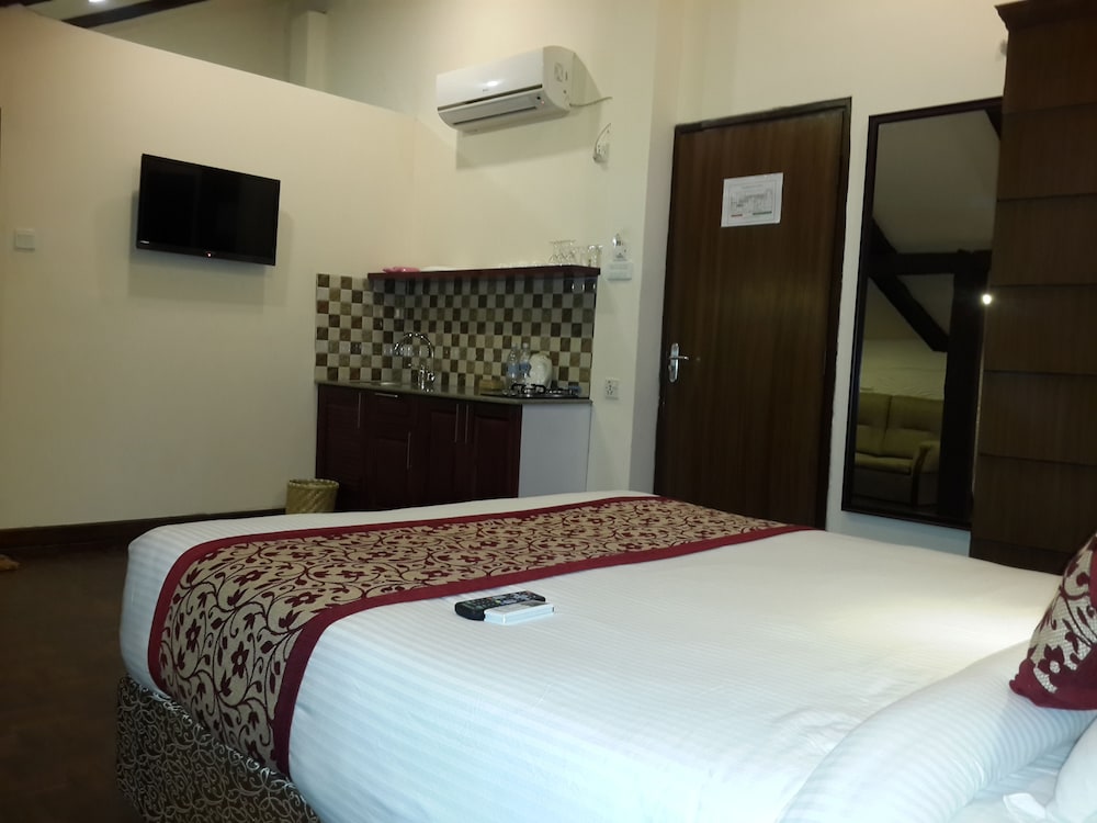 Hotel Heranya 23/49