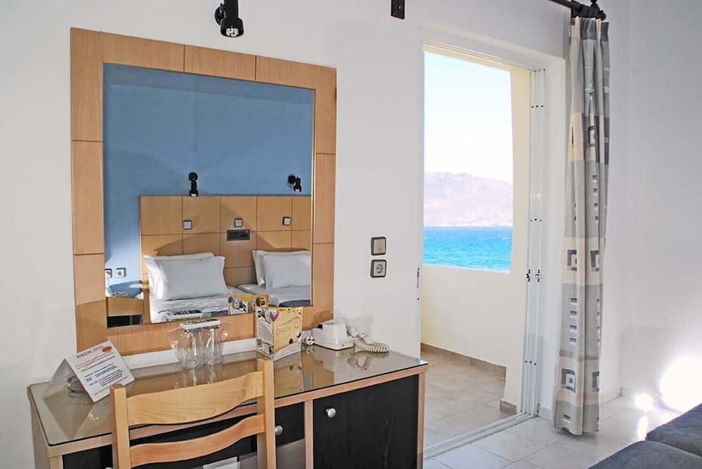 Ermioni Beach 48/48