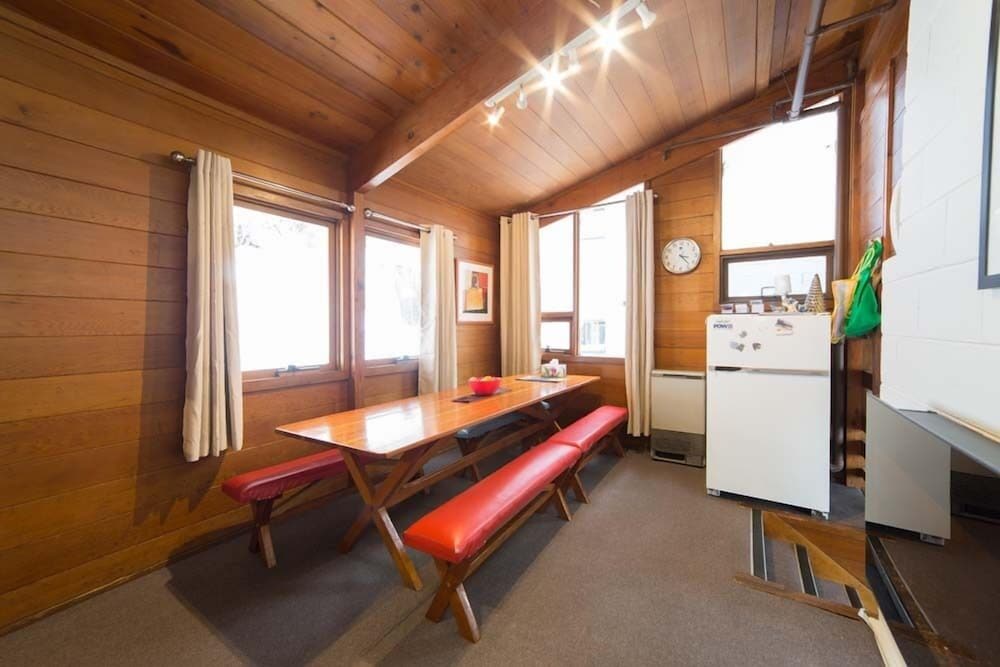 Aneeki Ski Lodge 35/51