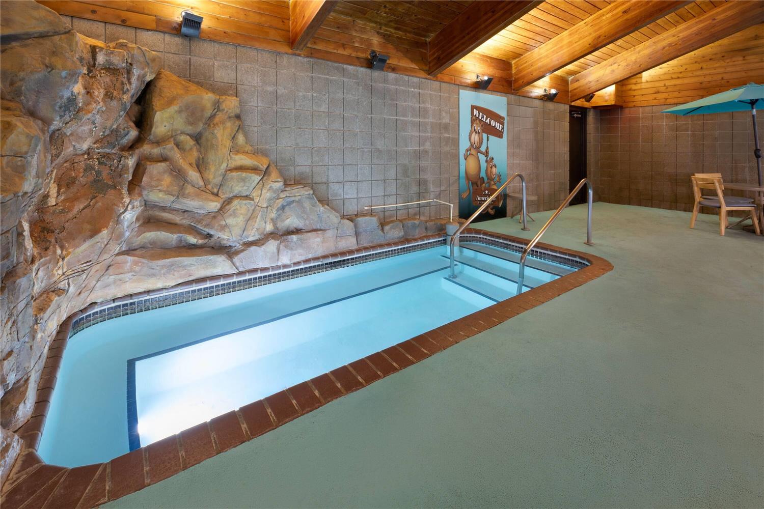 AmericInn by Wyndham Chippewa Falls 23/44