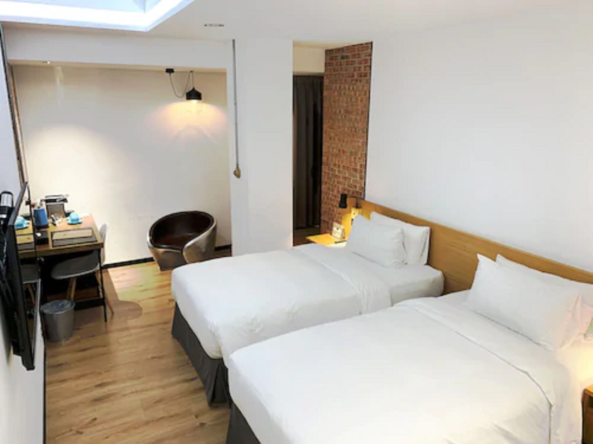 STANDARD, TWIN BEDS